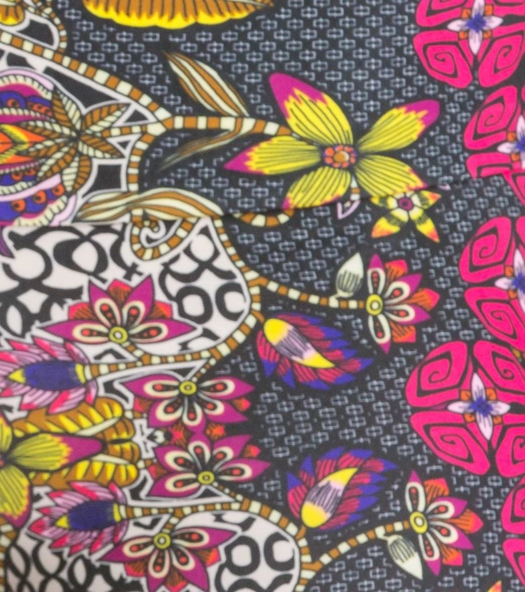 Onzie Chic Yoga Sports Bra Koh Tao/Black Straps 7 Onzie Chic Yoga Sports Bra Koh Tao/Black Straps - Image 5