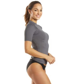 Xcel Women's Premium Stretch Short Sleeve Rash Guard With Key Pocket 25 Xcel Women's Premium Stretch Short Sleeve Rash Guard With Key Pocket -Swimming Equipment Shop 8639573688488 gunmetal 2a