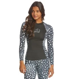 Xcel Women's Ocean Ramsey UV 6oz. Long Sleeve Rashguard -Swimming Equipment Shop 8639990005928 blackwhaleshark 1a