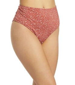 Nike Women's Adventure Reversible High Waist Bikini Bottom 26 Nike Women's Adventure Reversible High Waist Bikini Bottom -Swimming Equipment Shop 8641561526440 canyonrust 5a