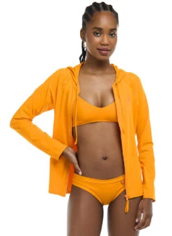 Body Glove Women's Smoothie Let It Be Long Sleeve Crop Rash Guard -Swimming Equipment Shop 8641576304808 apricot 5a