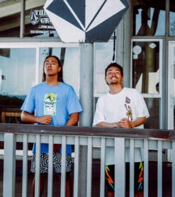 Volcom Men's 19" Lido Print Scallop Mod Board Shorts 21 Volcom Men's 19" Lido Print Scallop Mod Board Shorts -Swimming Equipment Shop 8648511455400 white 7a