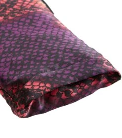 Hugger Mugger Silk Yoga Eye Pillow - Beads -Swimming Equipment Shop 8650964435112 vibrantviper 3a