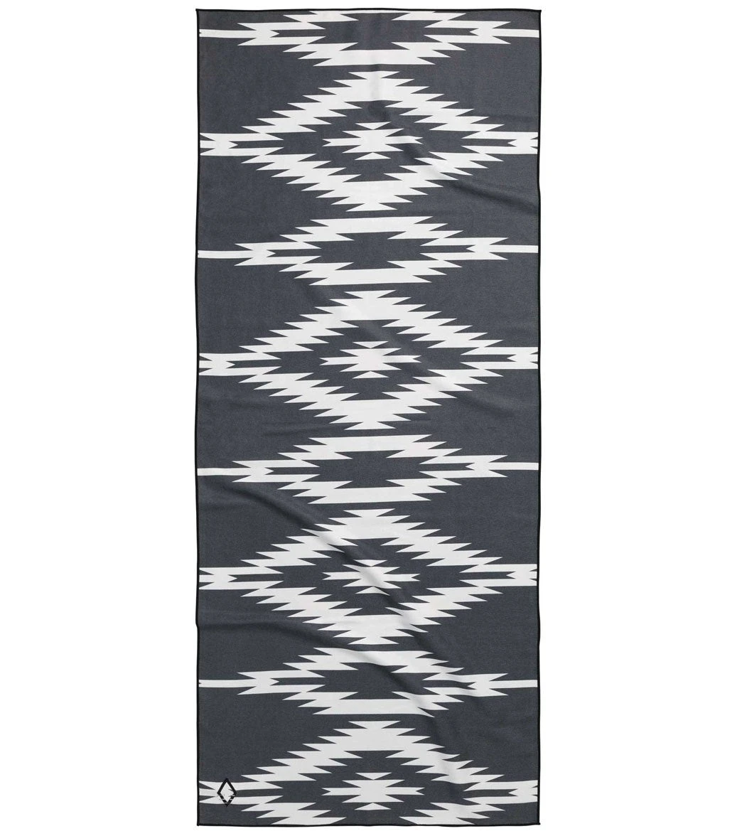 Nomadix Unita Yoga Mat Towel 15 Nomadix Unita Yoga Mat Towel - Image 13