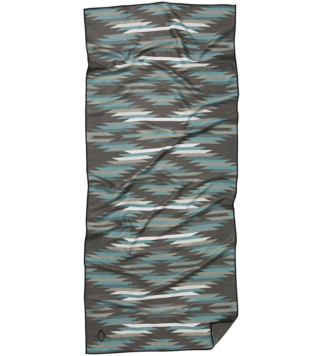 Nomadix Unita Yoga Mat Towel 19 Nomadix Unita Yoga Mat Towel - Image 17