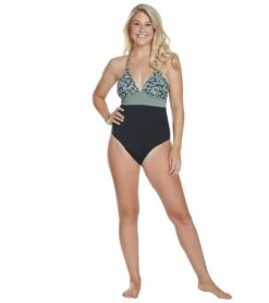 Carve Designs Dahlia One Piece Swimsuit (D/DD Cup) 30 Carve Designs Dahlia One Piece Swimsuit (D/DD Cup) -Swimming Equipment Shop 8652311494824 camo 4a