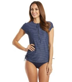 Carve Designs Dawson Front Zip Short Sleeve Rashguard 40 Carve Designs Dawson Front Zip Short Sleeve Rashguard -Swimming Equipment Shop 8662667002024 navybayside 1a